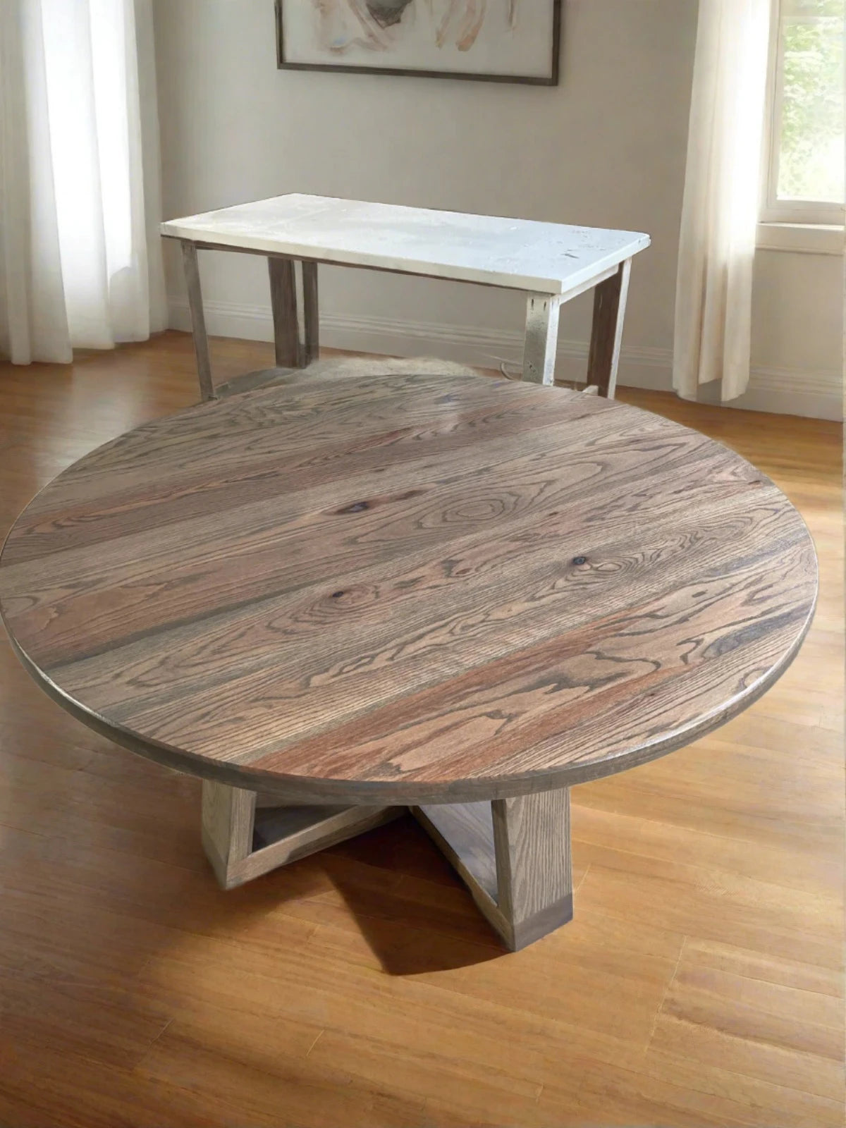 The Marie round dining table